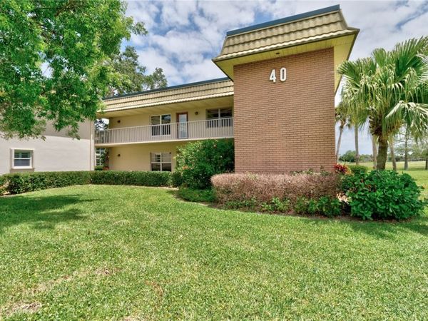 40 Vista Gardens Trail, Unit 202, Vero Beach, FL 32962