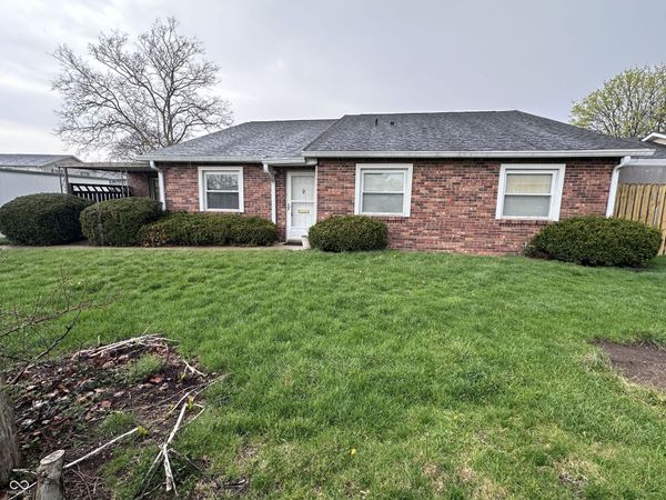 2755 Prosperity Drive, Columbus, IN 47201