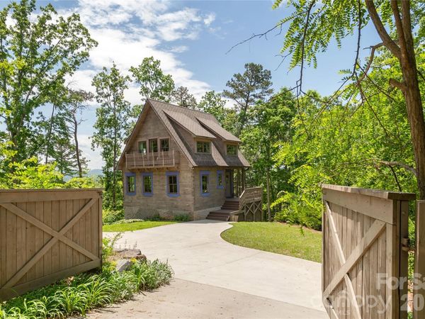 106 McCauley Drive , Asheville, NC 28803