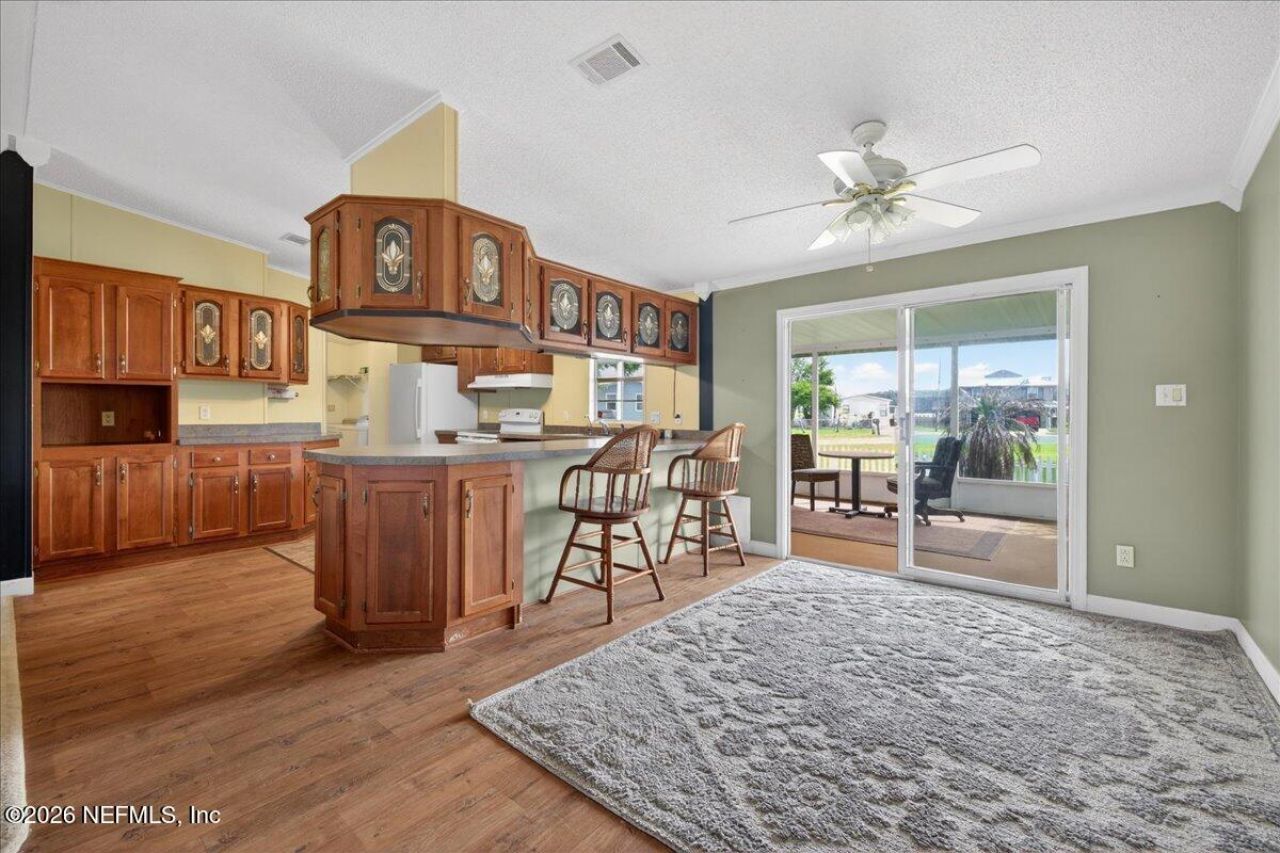 186 Sportsman Drive, Welaka, FL 32193 Photo