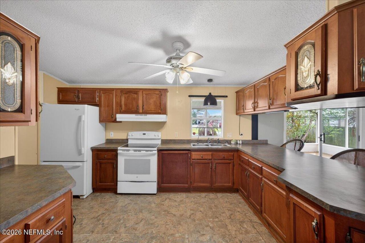 186 Sportsman Drive, Welaka, FL 32193 Photo