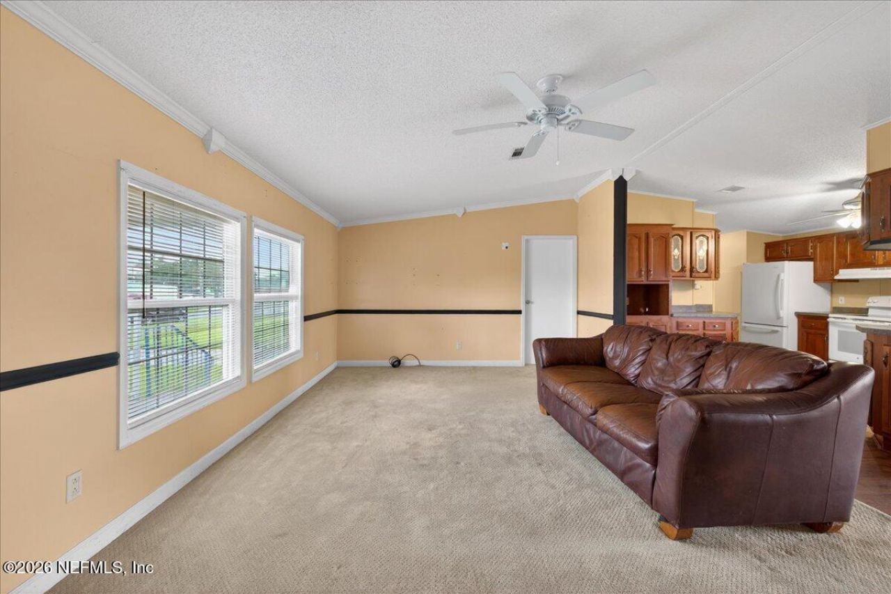 186 Sportsman Drive, Welaka, FL 32193 Photo