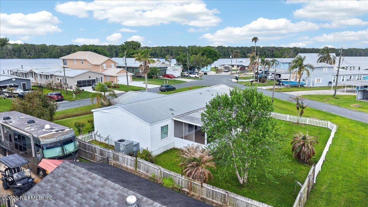 186 Sportsman Drive, Welaka, FL 32193 Photo