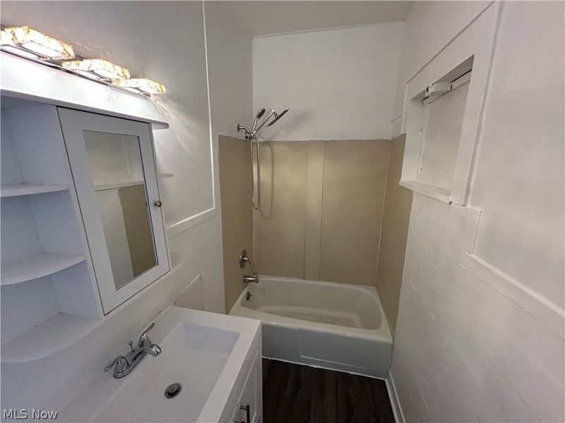 2232 W 103rd Street , Unit 5, Cleveland, OH 44102 Photo 14