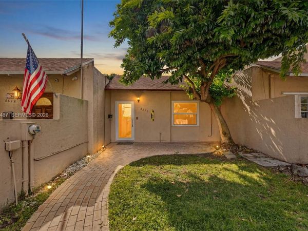 8616 SW 103rd Ave, Miami, FL 33173