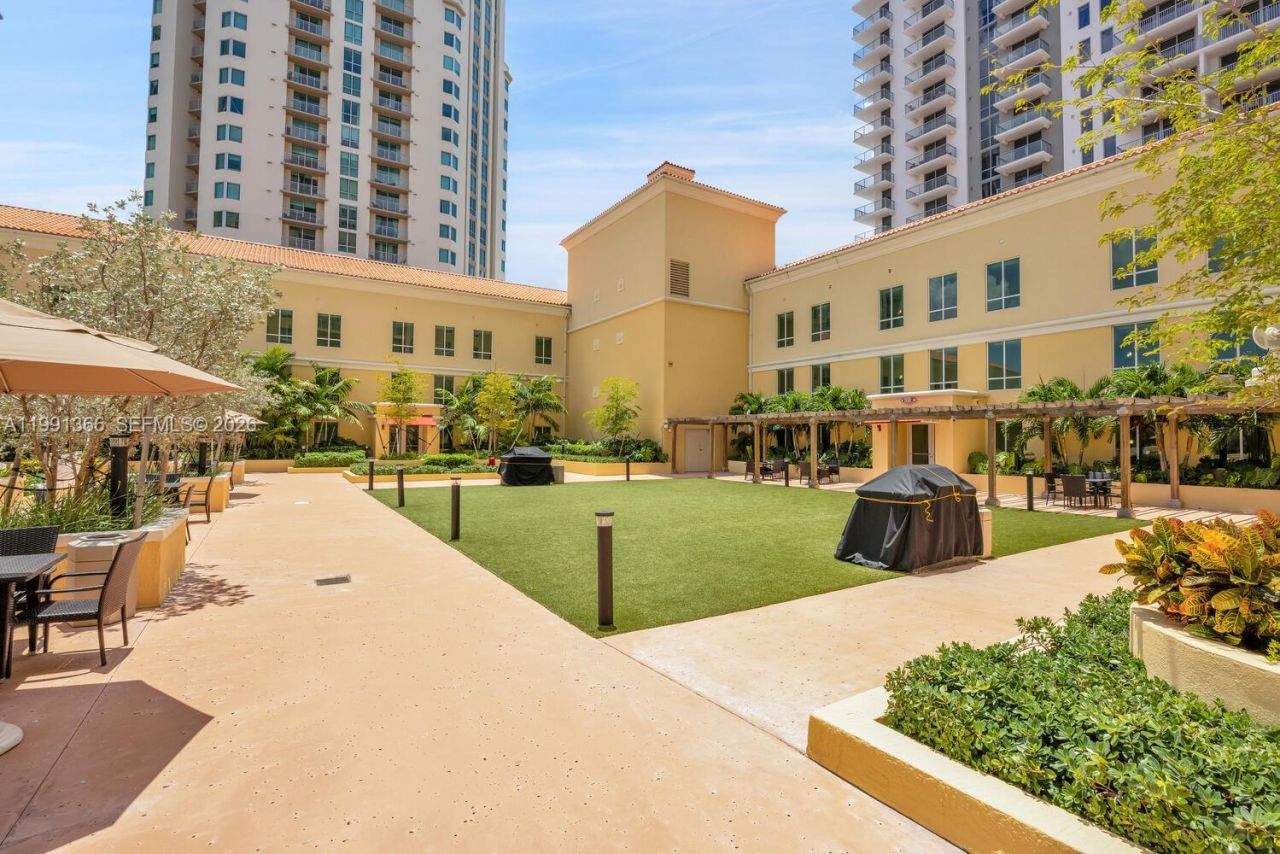 7350 SW 89th St, Unit 1511S, Miami, FL 33156 Photo