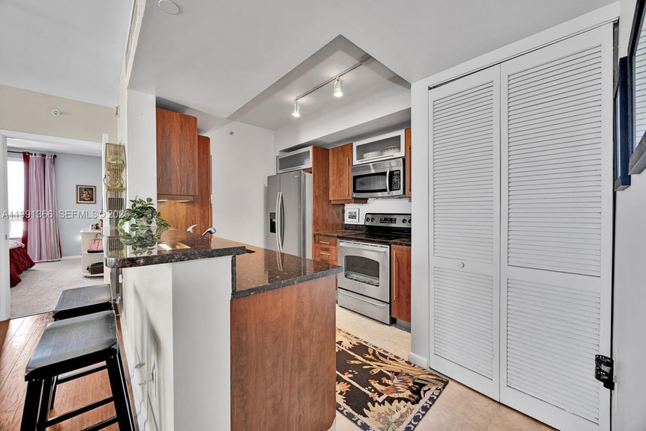 7350 SW 89th St, Unit 1511S, Miami, FL 33156 Photo