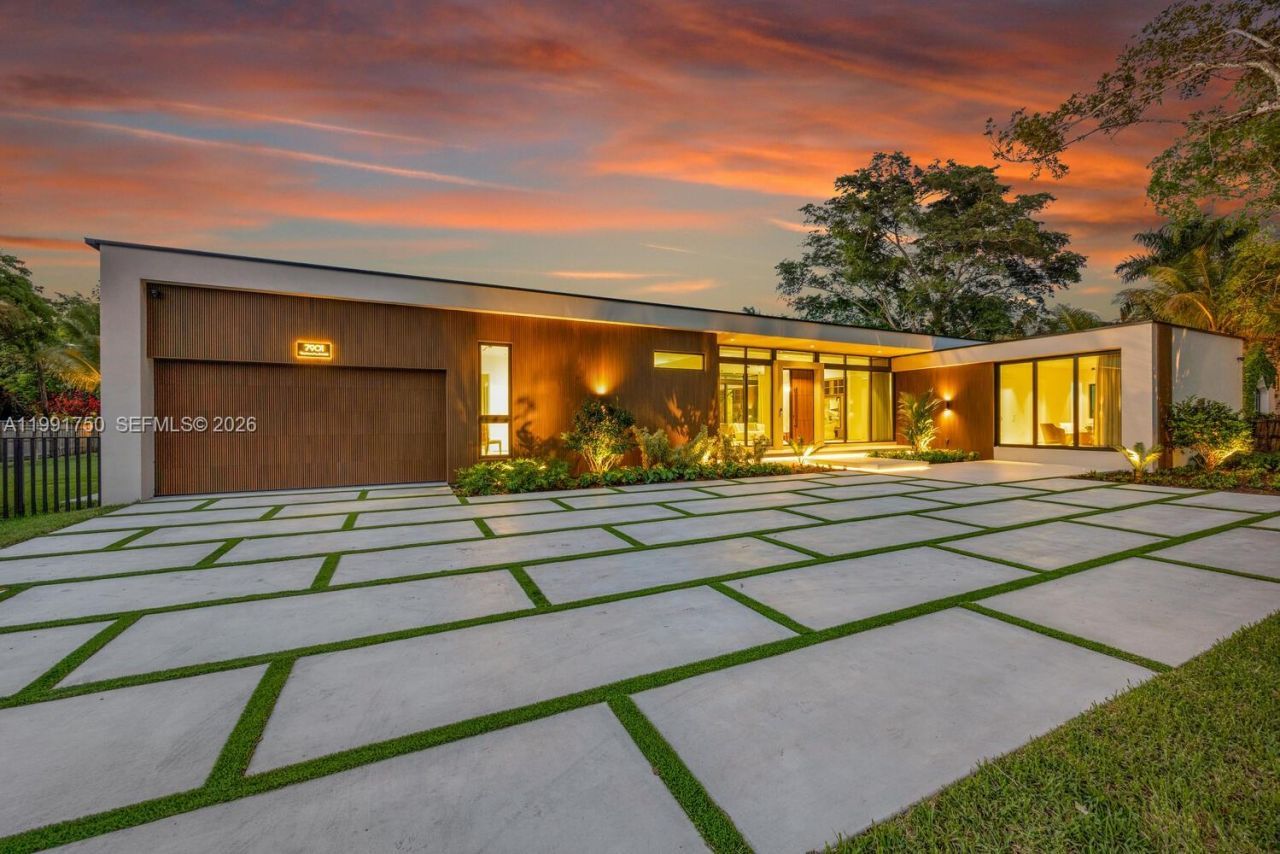 7901 SW 120th St , Pinecrest, FL 33156 Photo