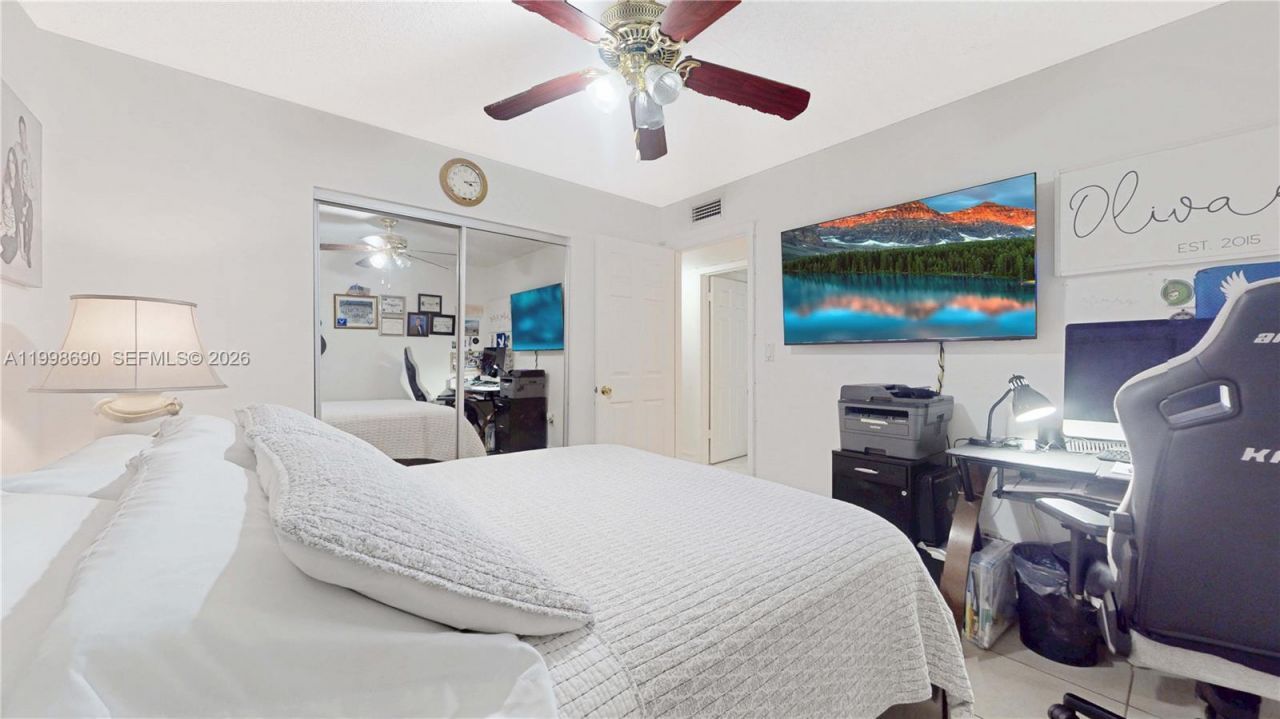 6095 W 18th Ave, Unit S107, Hialeah, FL 33012 Photo