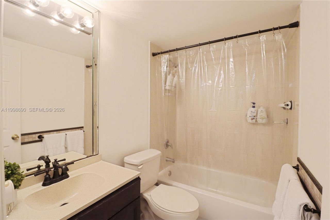 6095 W 18th Ave, Unit S107, Hialeah, FL 33012 Photo