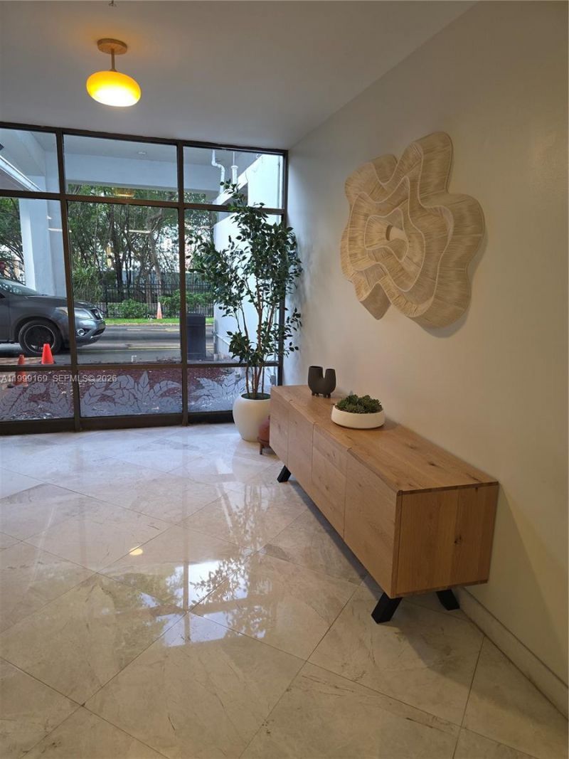 2780 NE 183rd St, Unit 1802, Aventura, FL 33160 Photo