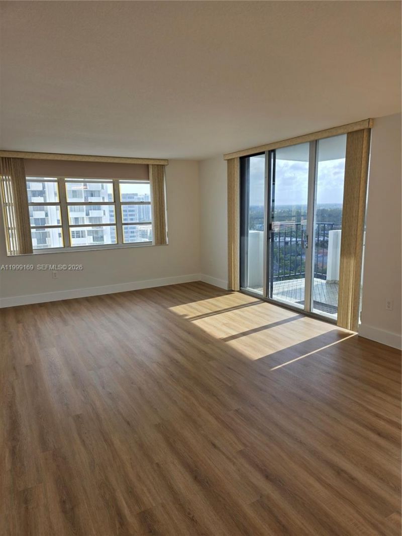 2780 NE 183rd St, Unit 1802, Aventura, FL 33160 Photo