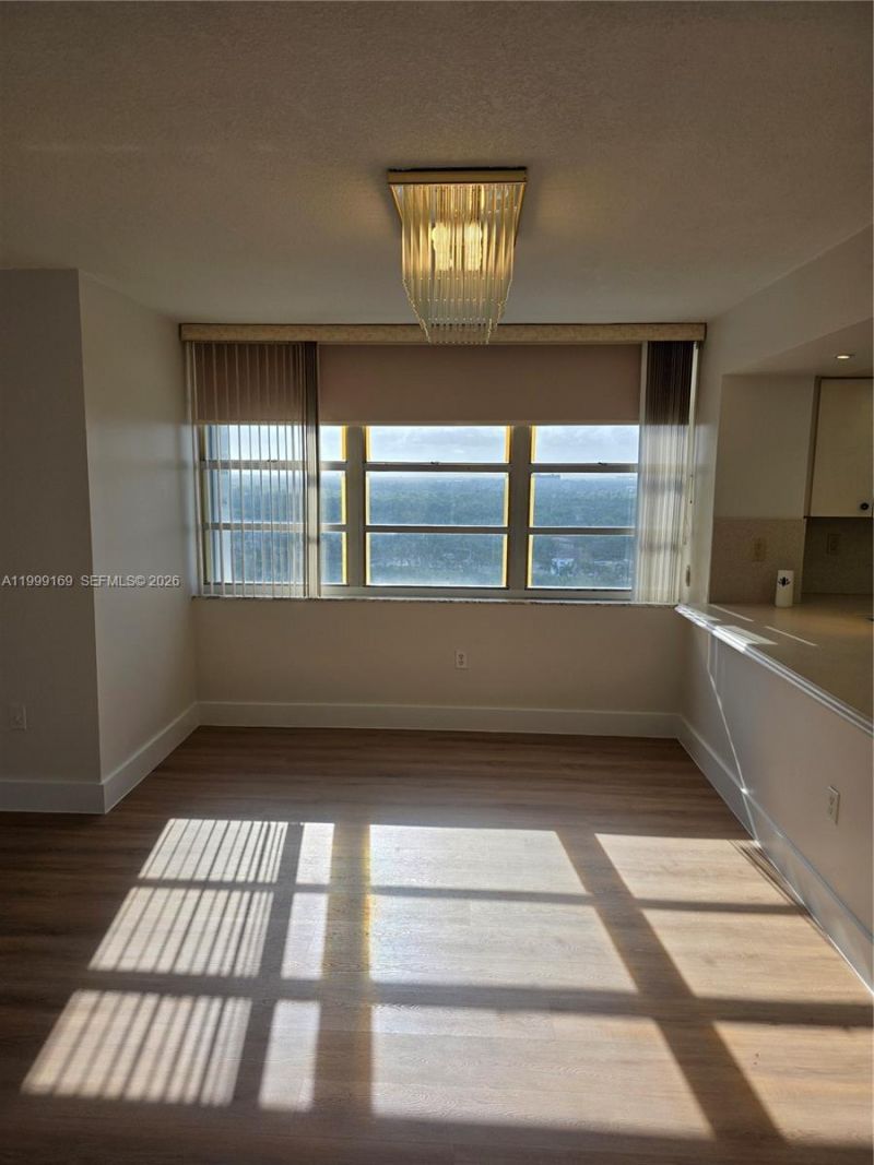 2780 NE 183rd St, Unit 1802, Aventura, FL 33160 Photo