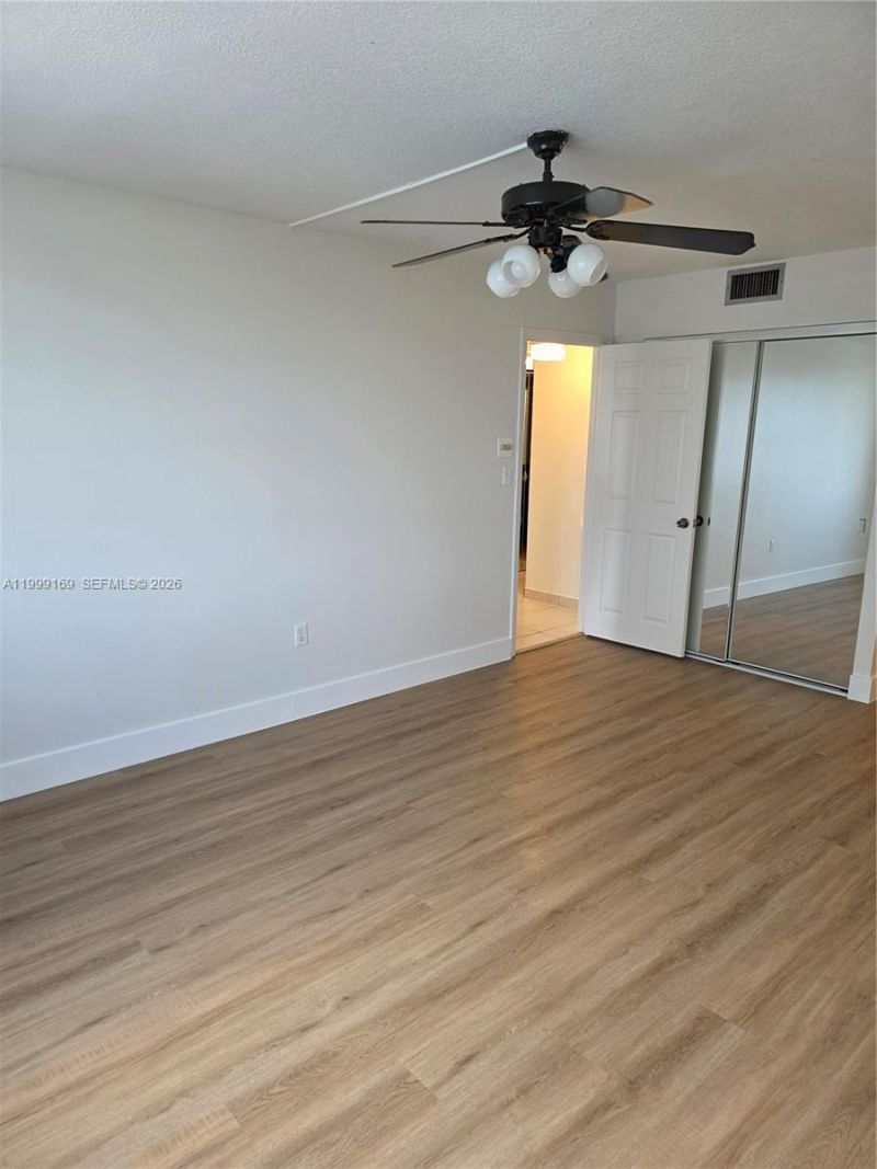 2780 NE 183rd St, Unit 1802, Aventura, FL 33160 Photo