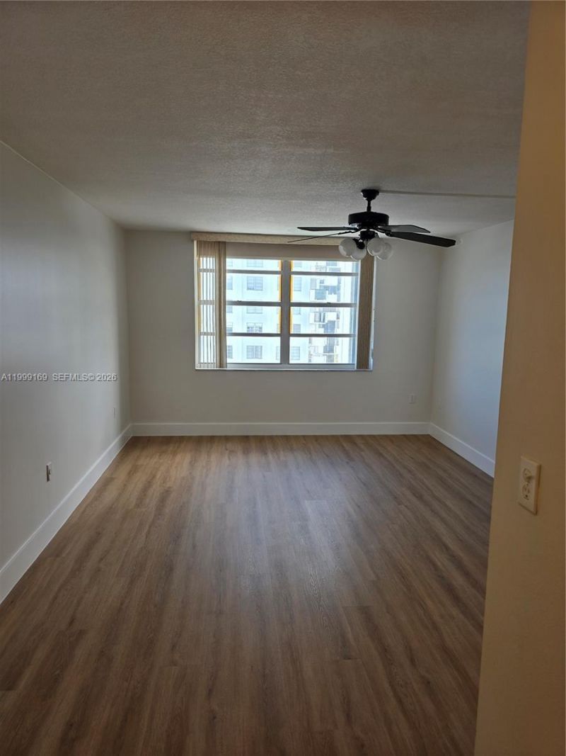 2780 NE 183rd St, Unit 1802, Aventura, FL 33160 Photo