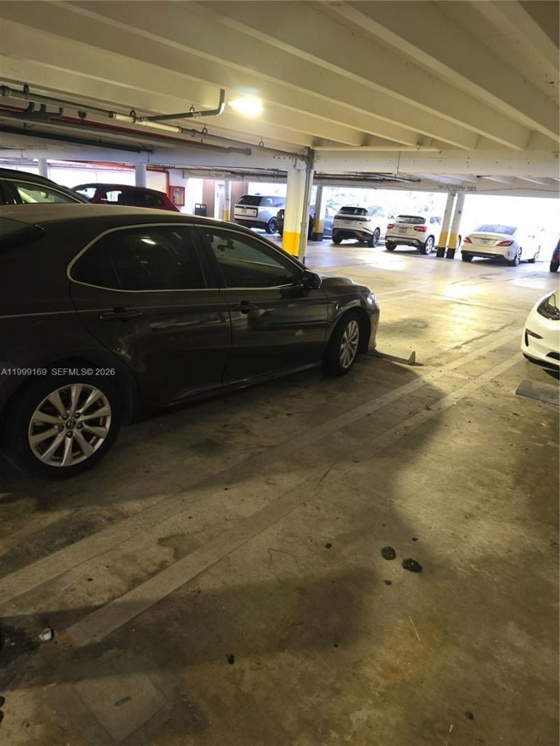 2780 NE 183rd St, Unit 1802, Aventura, FL 33160 Photo