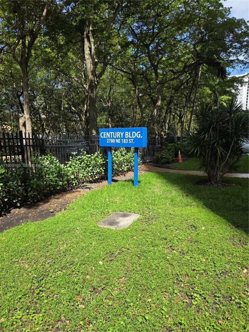 2780 NE 183rd St, Unit 1802, Aventura, FL 33160 Photo