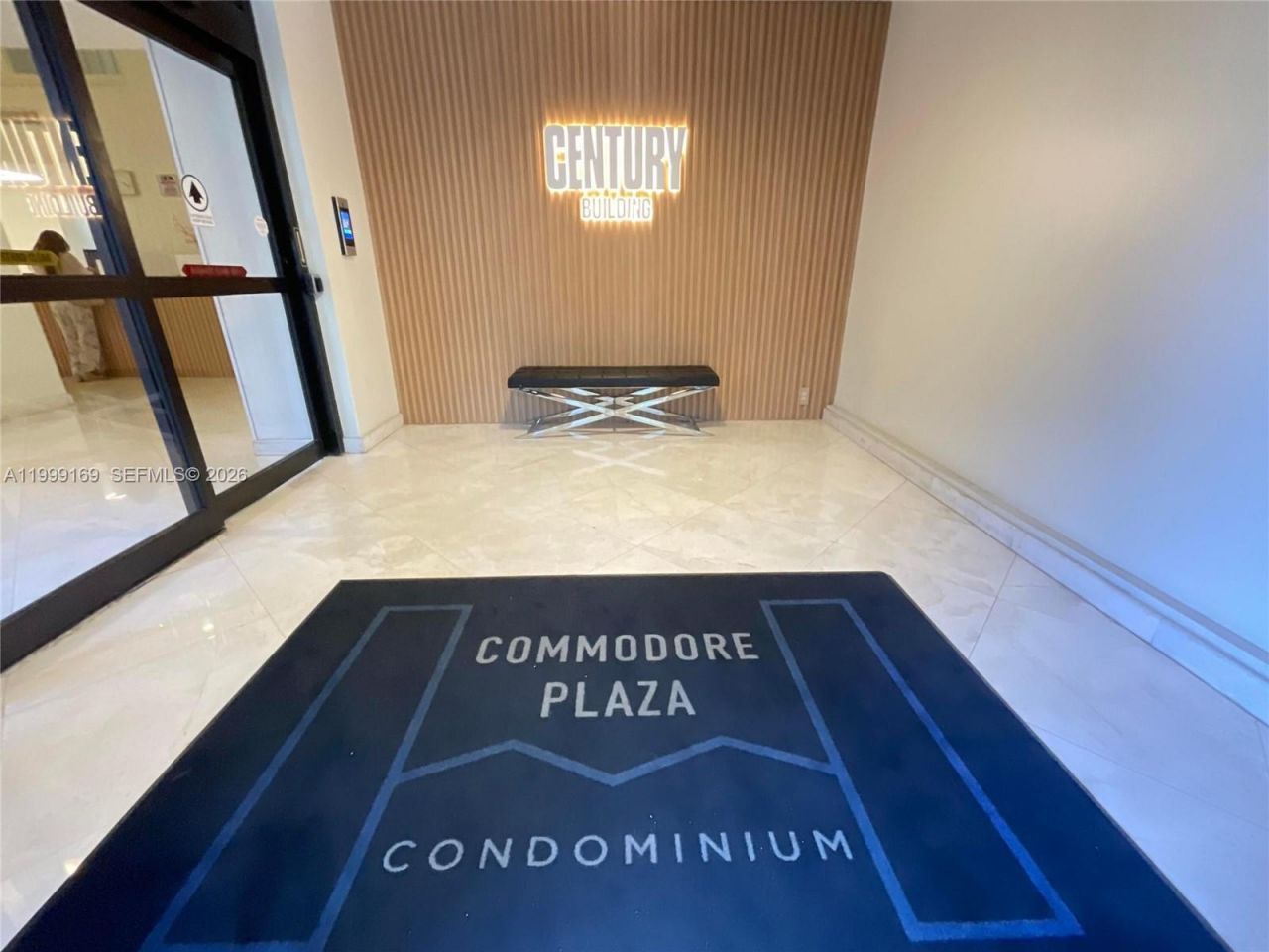 2780 NE 183rd St, Unit 1802, Aventura, FL 33160 Photo