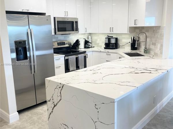 340 Sunset Dr , Unit 407, Fort Lauderdale, FL 33301