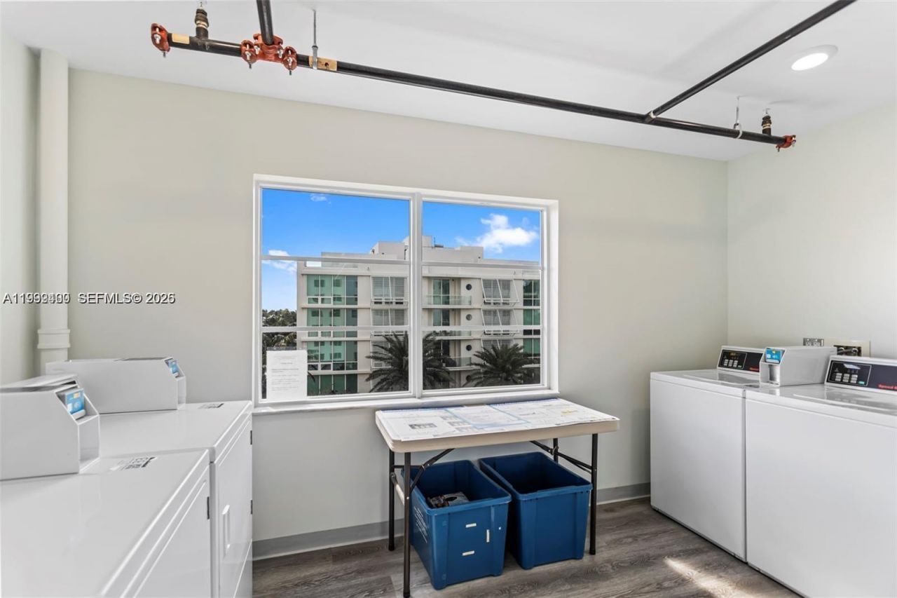 340 Sunset Dr, Unit 407, Fort Lauderdale, FL 33301 Photo