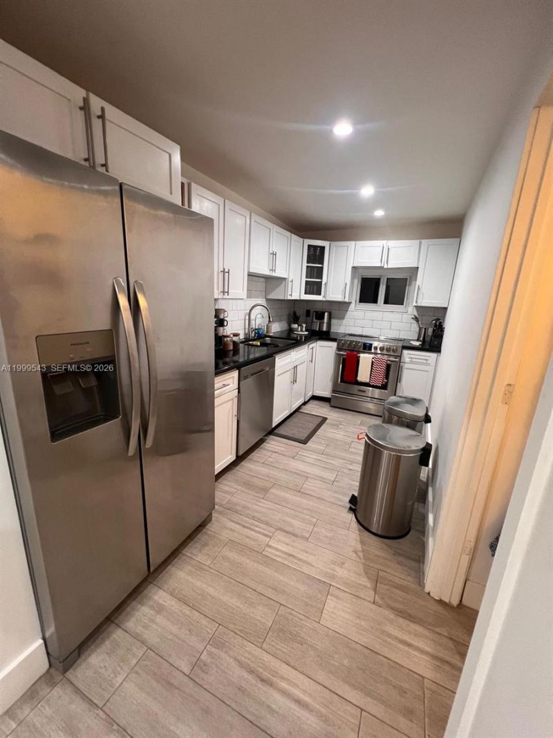 3675 SW 26th St , Miami, FL 33133 Photo