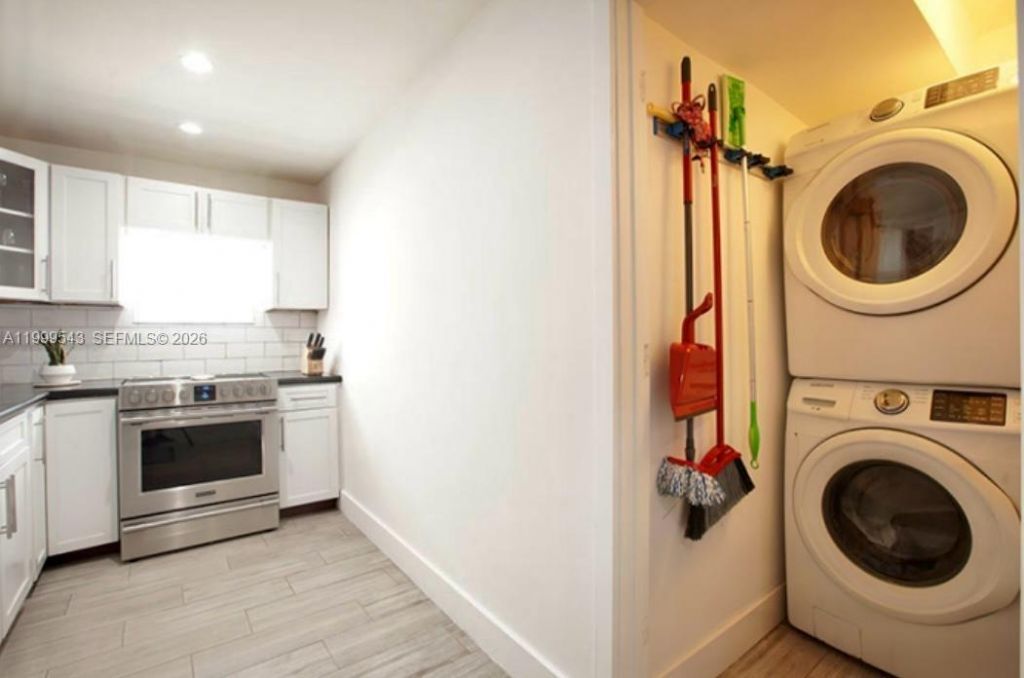 3675 SW 26th St , Miami, FL 33133 Photo