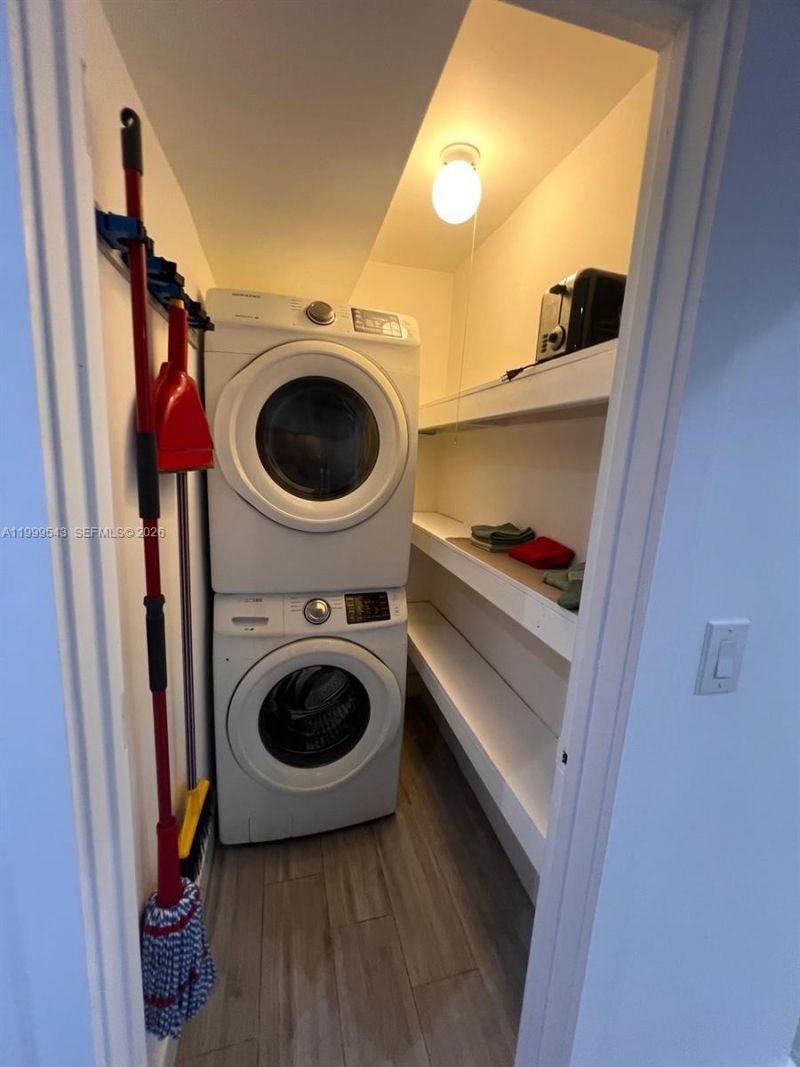 3675 SW 26th St , Miami, FL 33133 Photo