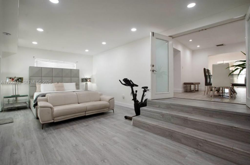 3675 SW 26th St , Miami, FL 33133 Photo