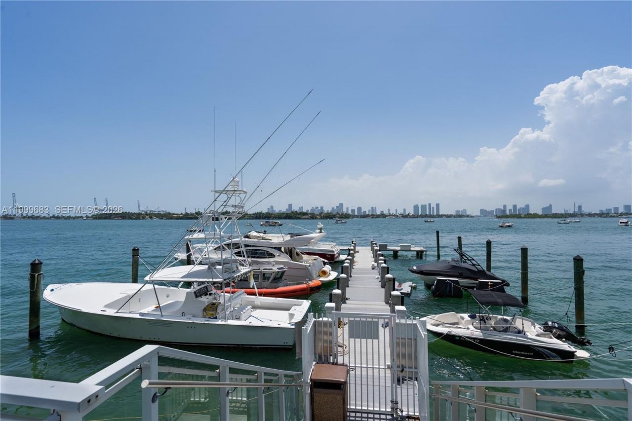 1200 West Ave, Unit 531, Miami Beach, FL 33139 Photo