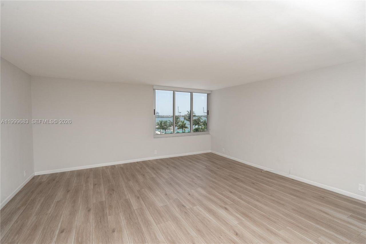 1200 West Ave, Unit 531, Miami Beach, FL 33139 Photo