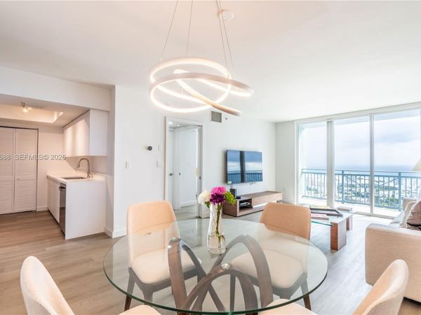 90 Alton Rd, Unit 2807, Miami Beach, FL 33139