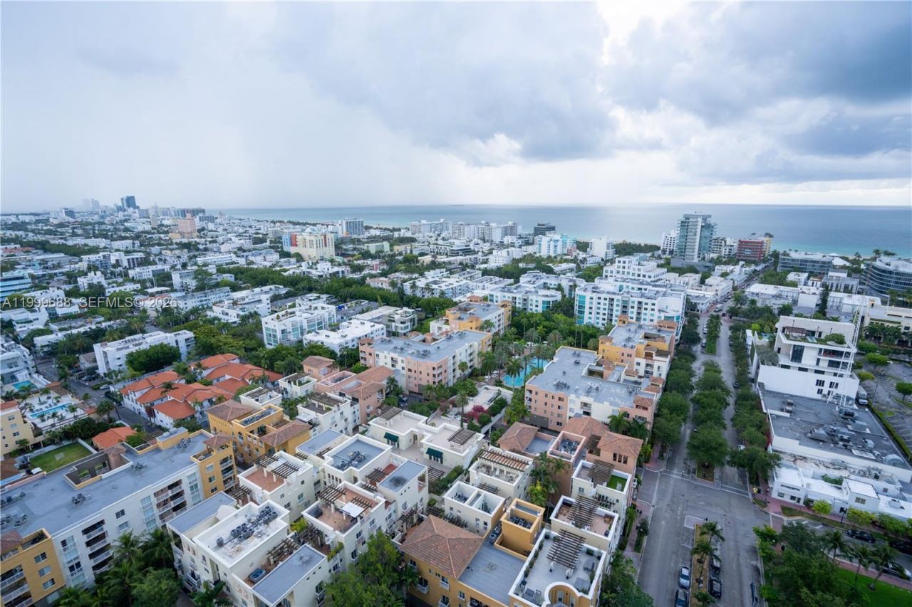 90 Alton Rd, Unit 2807, Miami Beach, FL 33139 Photo