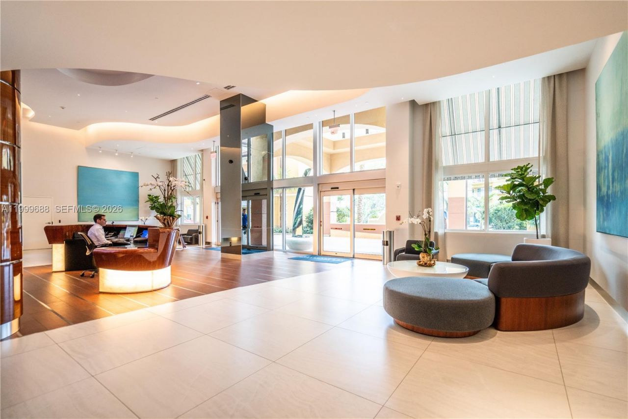 90 Alton Rd, Unit 2807, Miami Beach, FL 33139 Photo