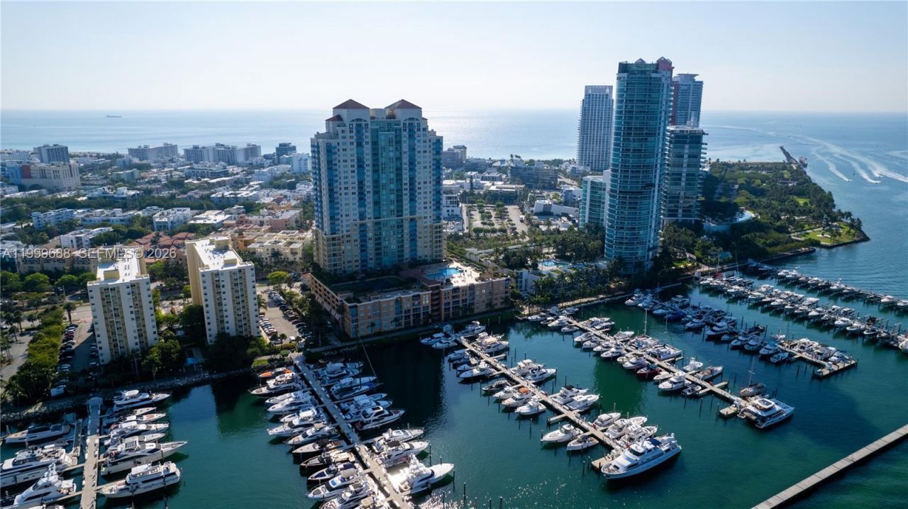90 Alton Rd, Unit 2807, Miami Beach, FL 33139 Photo
