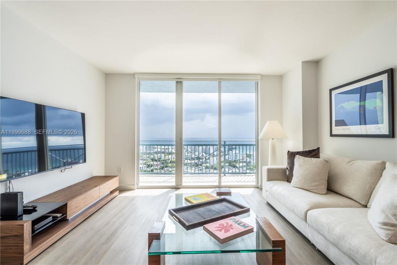 90 Alton Rd, Unit 2807, Miami Beach, FL 33139 Photo
