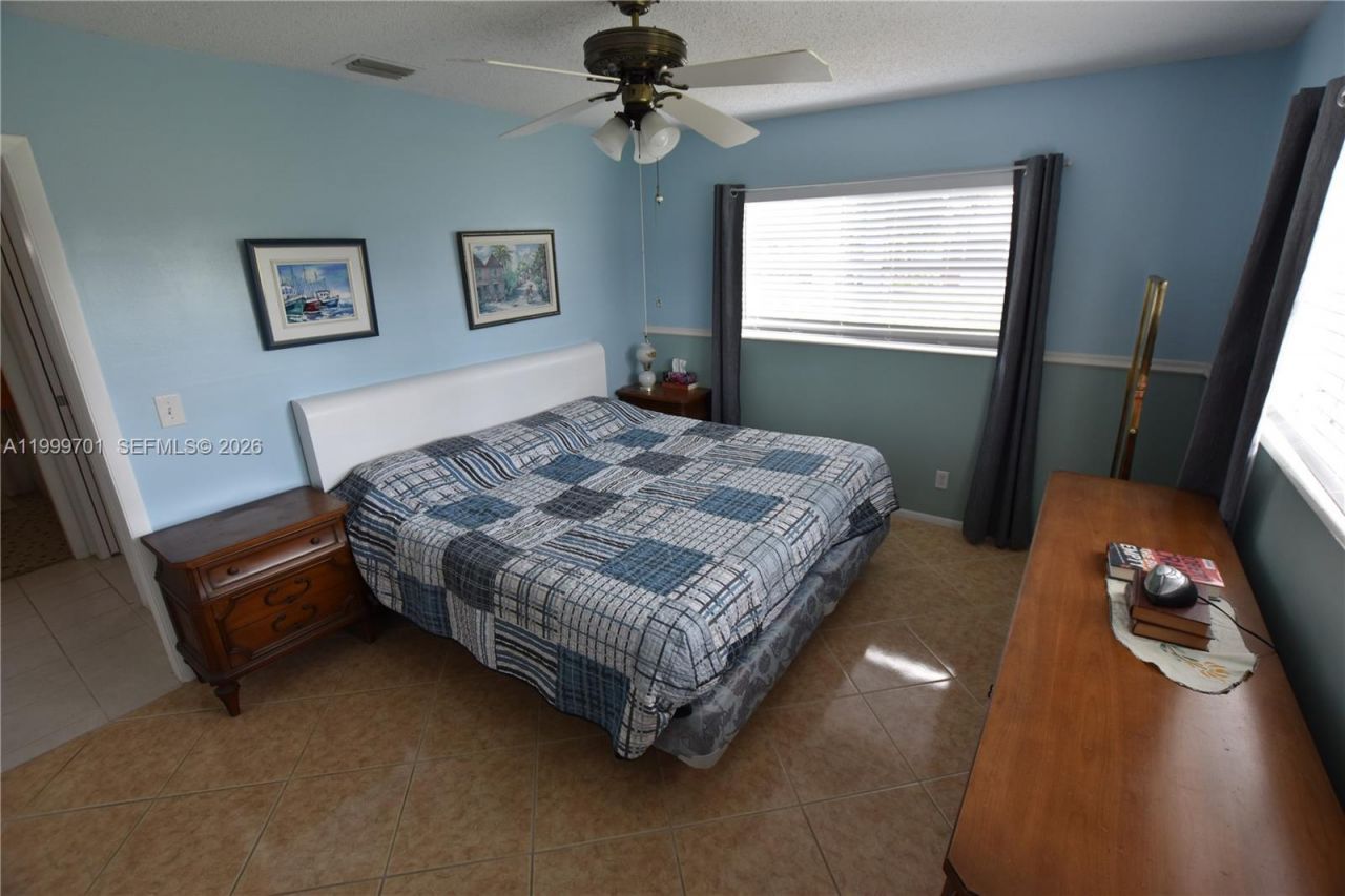2688 Dudley Drive, Unit J, West Palm Beach, FL 33415 Photo