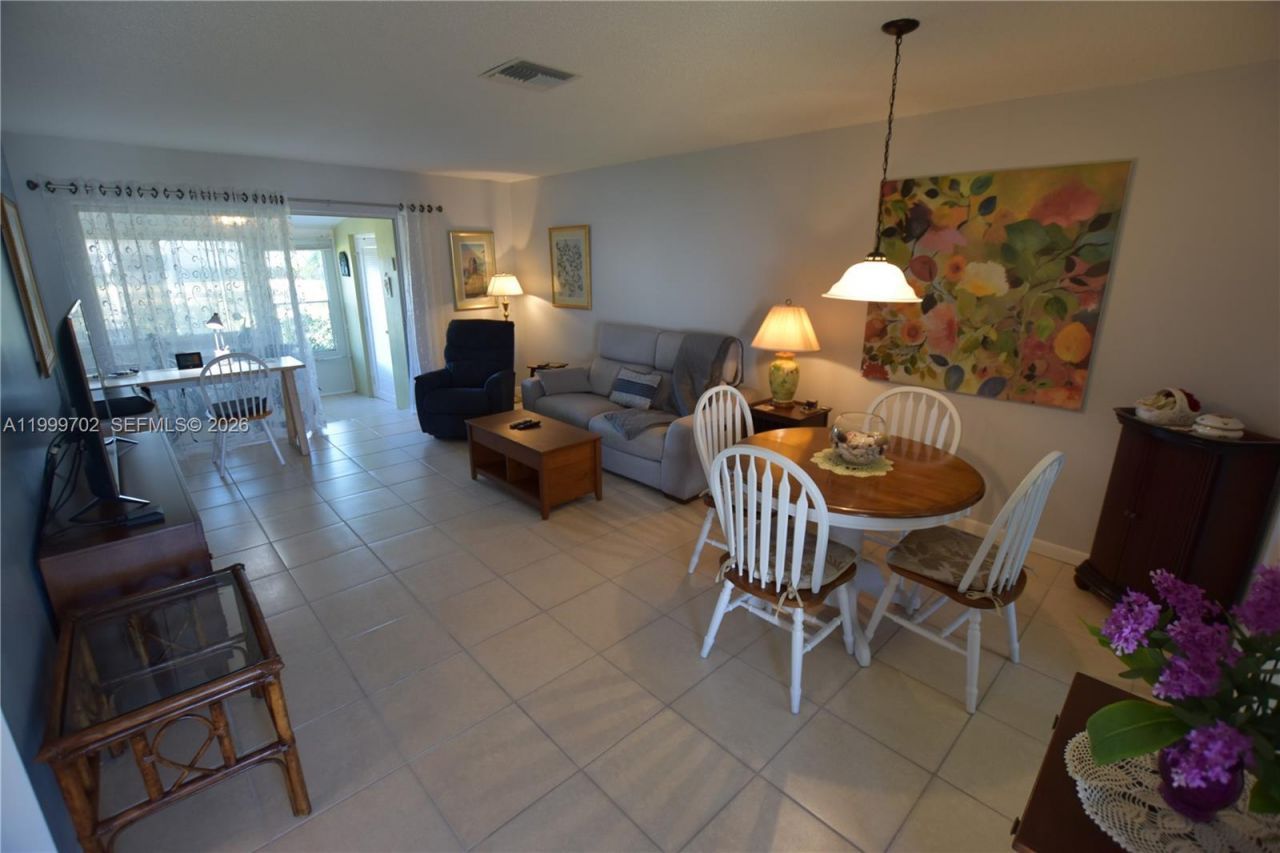 2672 E Emory Drive, Unit D, West Palm Beach, FL 33415 Photo