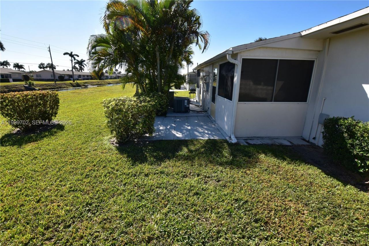 2672 E Emory Drive, Unit D, West Palm Beach, FL 33415 Photo