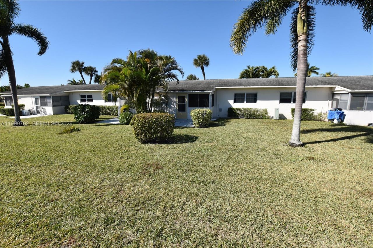 2672 E Emory Drive, Unit D, West Palm Beach, FL 33415 Photo