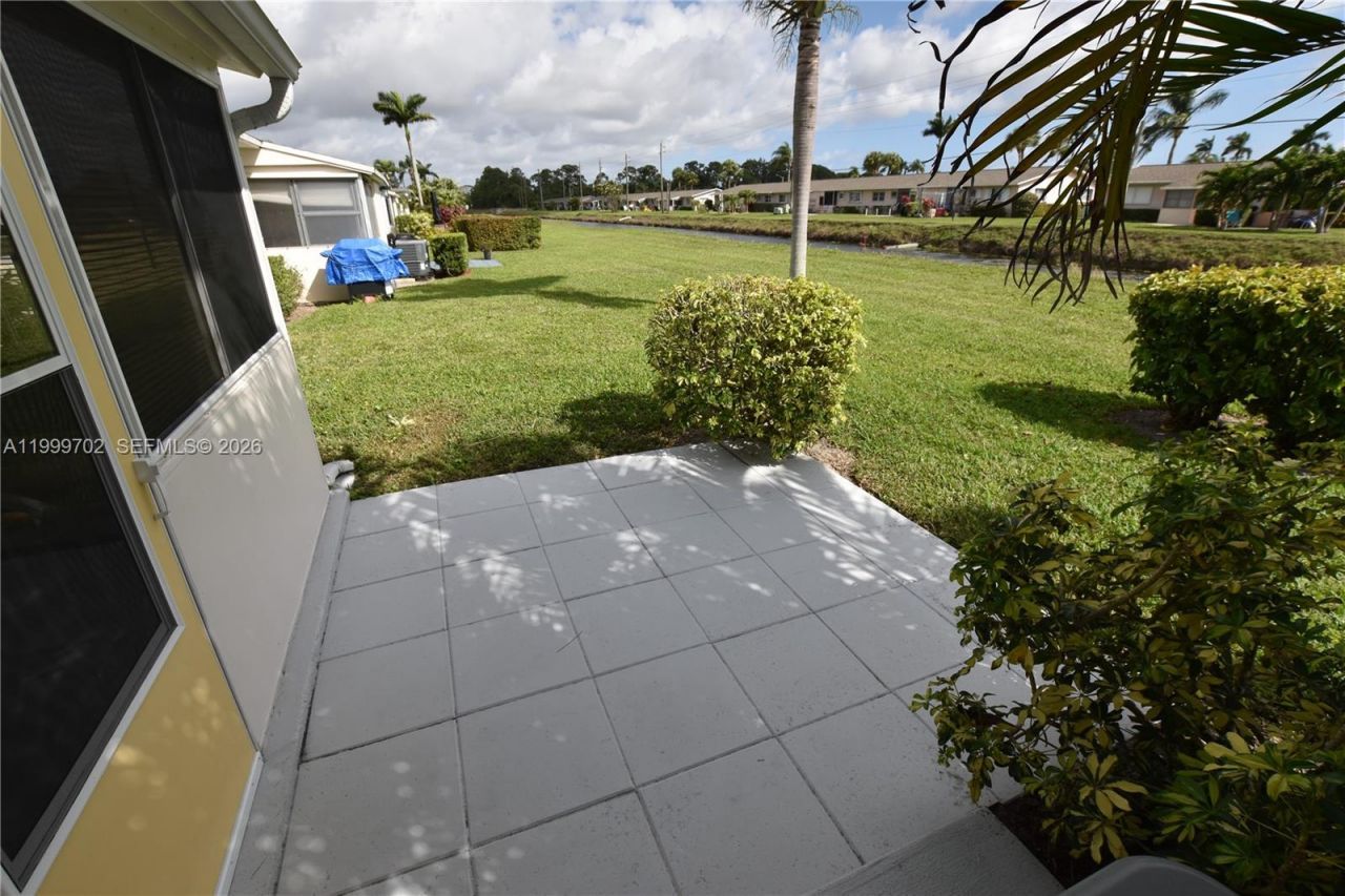 2672 E Emory Drive, Unit D, West Palm Beach, FL 33415 Photo