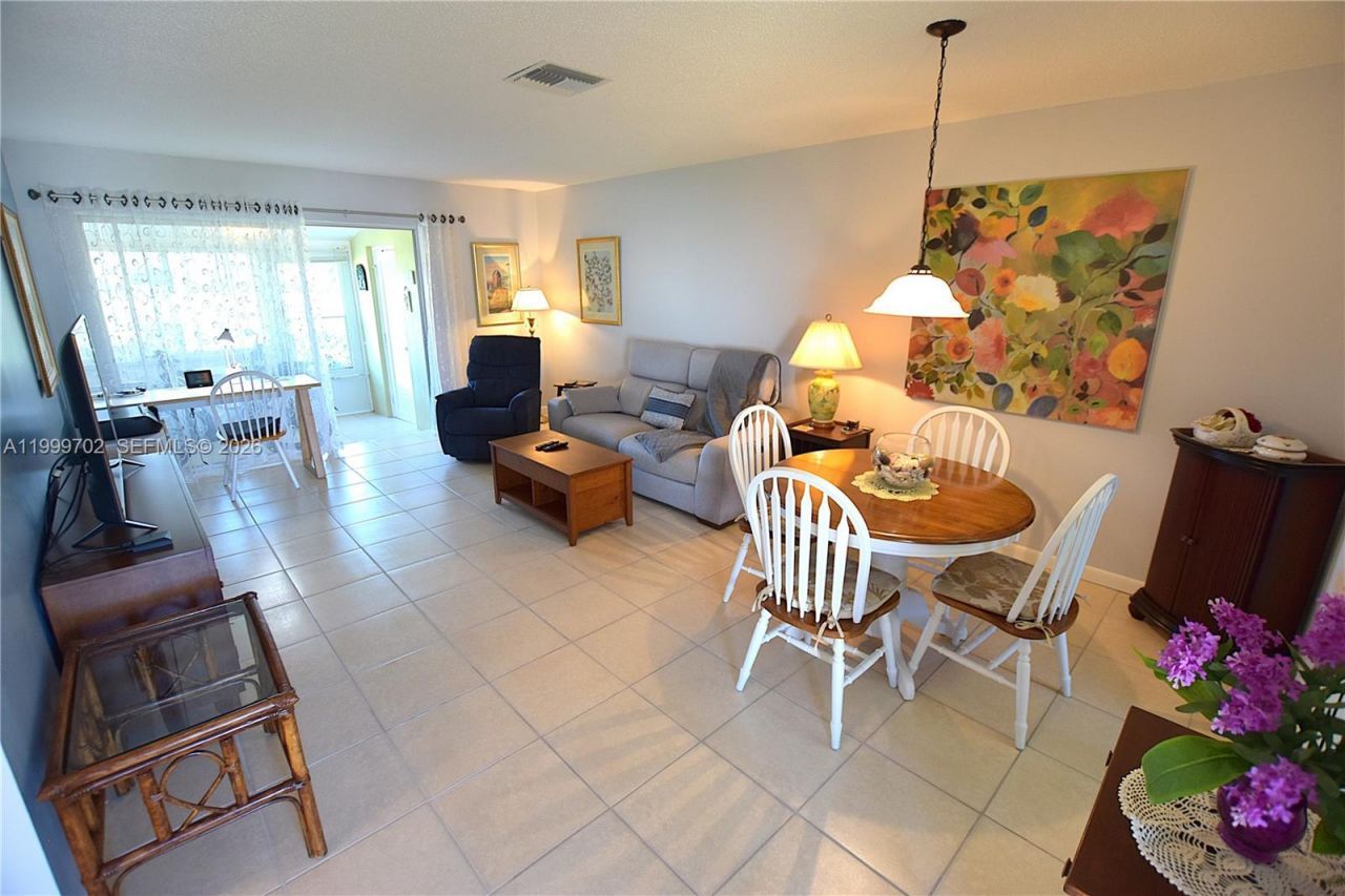 2672 E Emory Drive, Unit D, West Palm Beach, FL 33415 Photo