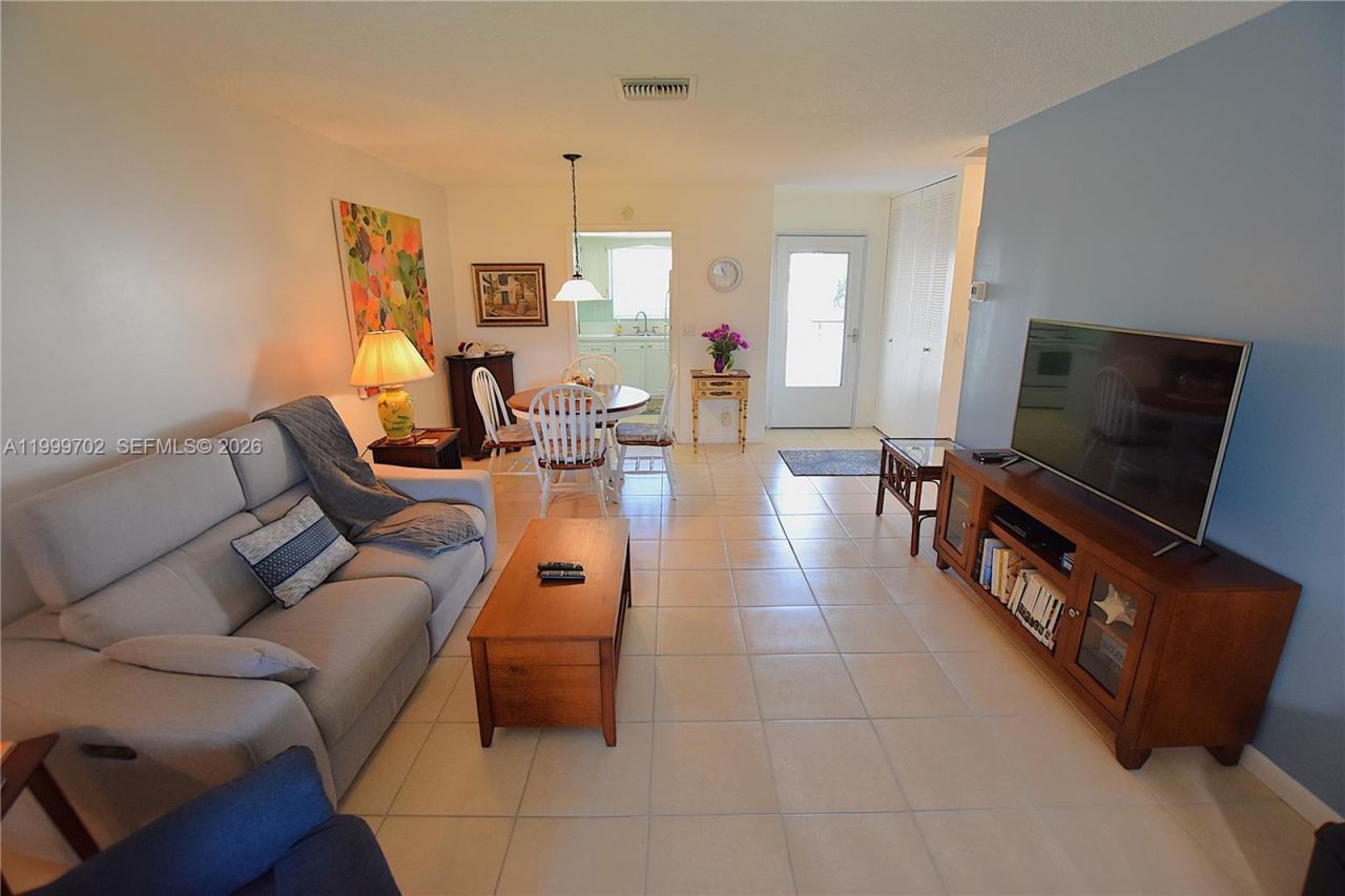 2672 E Emory Drive, Unit D, West Palm Beach, FL 33415 Photo