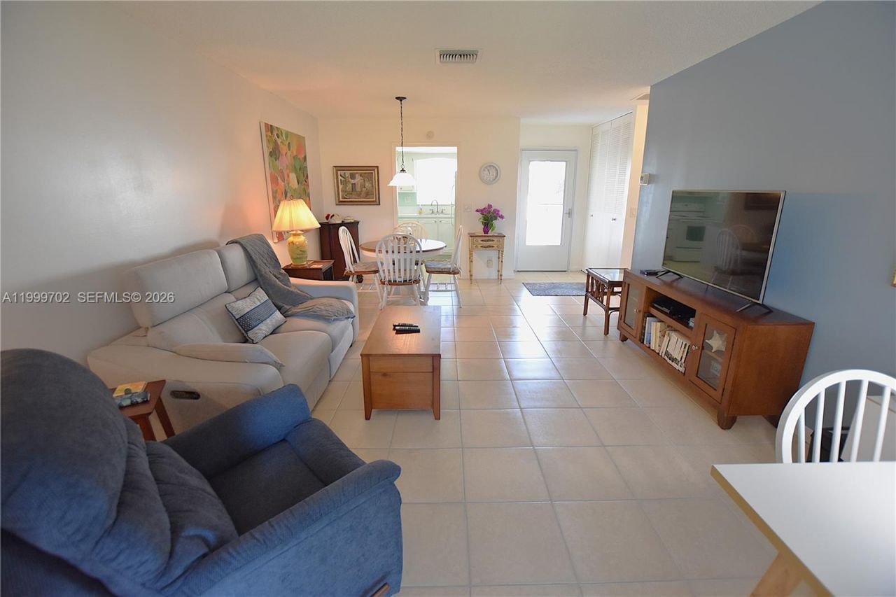 2672 E Emory Drive, Unit D, West Palm Beach, FL 33415 Photo