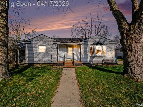 325 Viet Street, Davison, MI 48423