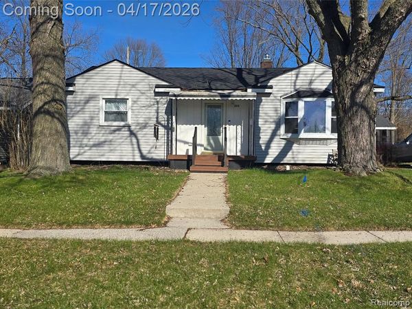 325 Viet Street , Davison, MI 48423