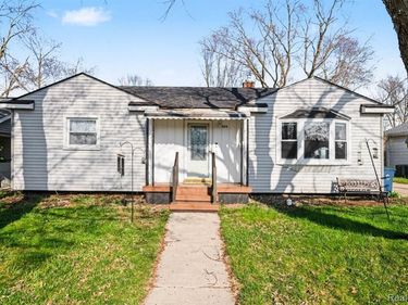 325 Viet Street, Davison, MI 48423