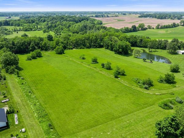 11325 W North County Line Road, Churubusco, IN 46723