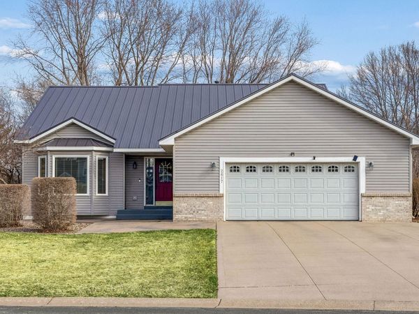 2617 Burl Oak Curve, Hudson, WI 54016