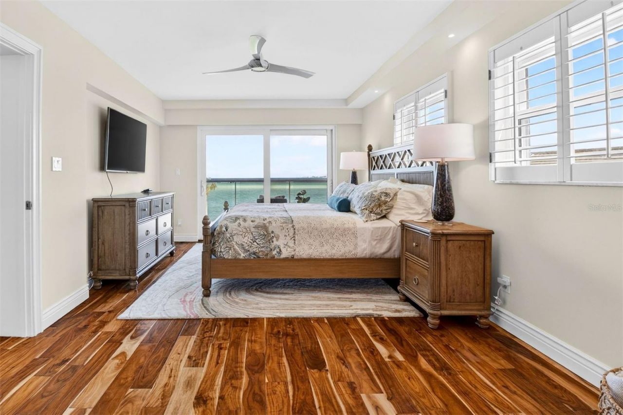 4708 Ocean Boulevard, Unit E4, Sarasota, FL 34242 Photo