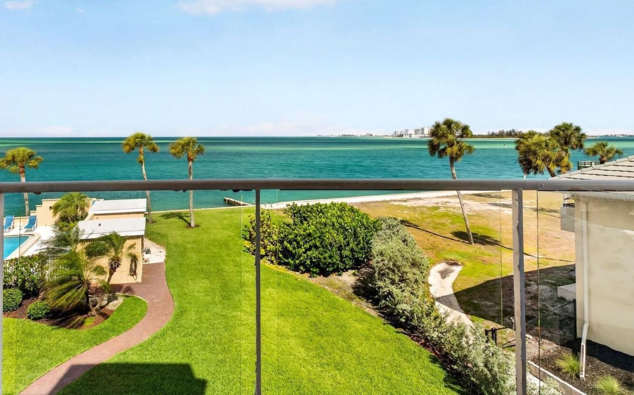 4708 Ocean Boulevard, Unit E4, Sarasota, FL 34242 Photo